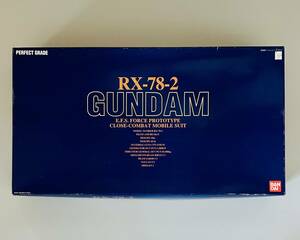 バンダイ「1/60スケール パーフェクトグレードモデル 地球連邦軍モビルスーツ RX-78-2 ガンダム2号機（RX-78-2 GUNDAM ）」未組立品
