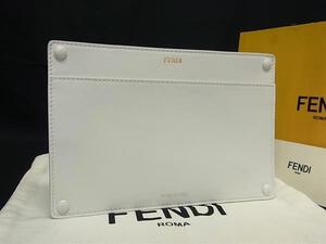 1円 ■美品■ FENDI フェンディ レザー ピーカブー用 ポケット ポーチ レディース アイボリー系 BI8360