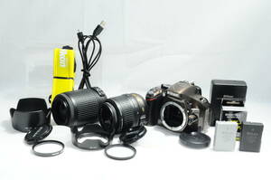 Nikon D5200 ダブルズームキット y855
