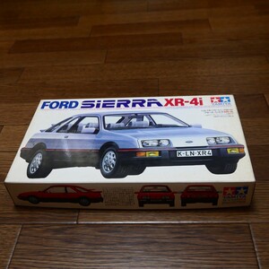 タミヤ 1/24 未組立 プラモデル フォード・シエラ　XR-4i TAMIYA FORD SIERRA 