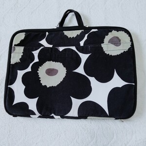 Marimekko*マリメッコ*PCバッグ*UNIKKO*ウニッコ*パソコンケース*バッグ*パソコン収納*カバン