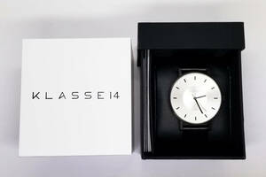 【送料無料】Klasse14 腕時計 シルバー 42mm ブラック レザーベルト VO14BK001M