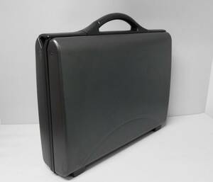 即決♪サムソナイト 鍵付き アタッシュケース Made in USA【ブラック】 Samsonite ビジネスバッグ ダイヤルロック 出張 トランク ハード 