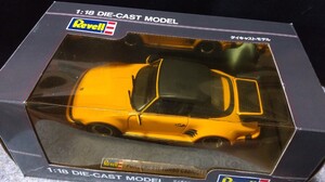 レベル1/18 ポルシェ911フラットノーズカブリオレ　ダイキャストミニカー