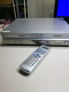 YU5153　Panasonic/パナソニック　DMR-E75V　ダビング機能搭載　VHS/DVD　ビデオ一体型DVDレコーダー　や100