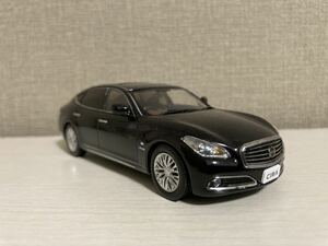 日産モデルカーコレクション　Y51シーマ　1/43 CIMA ブラック黒　美品　京商　カラーサンプル ミニカー