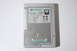 Z529【中古】WDC AC21200H 1.2GB 3.5インチHDD IDE