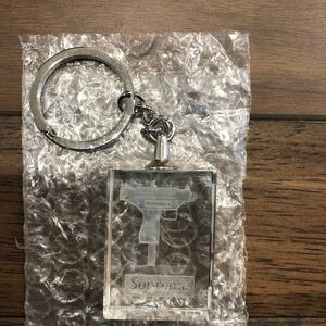 【Supreme】3D lucite uzi keychain 新品 正規 激レア / キーホルダー シュプリーム ボックスロゴ BOXLOGO BOXロゴ キーチェーン