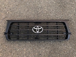 TOYOTA LAND CRUISER 80後期ランドクルーザー 80ランクル社外ラジエーターグリル TY07175 RADIATOR GRILLE FRONTフロント BLACK ブラック