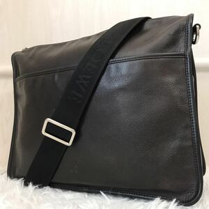 極美品/A4●ロエベ LOEWE ショルダーバッグ メッセンジャーバッグ 斜め掛け メンズ ビジネス 大容量 アナグラム レザー 本革 ブラウン