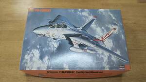 1/72 グラマン F-14A トムキャット ‘太平洋空母航空団’ K37 [04037]