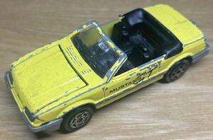 マジョレット マスタング コンバーチブル Majorette MUSTANG CONVERTIBLE 90年代 黄 イエロー ルース ミニカー 1/59