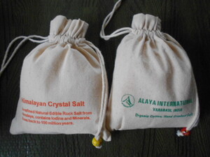 ★Himalayan Crystal Salt★2袋（250g×２）巾着付き　送料520円