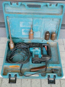 中古 　★ makita ハンマドリル HR3000C