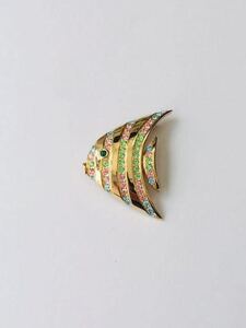 【美品】可愛い♪ マルチカラー エンゼル フィッシュ ゴールド ブローチ 熱帯魚 さかな お魚 エメラルド グリーン