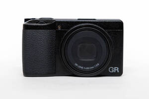 RICOH GR IIIx HDF 【予備バッテリー・充電器・ケース付】