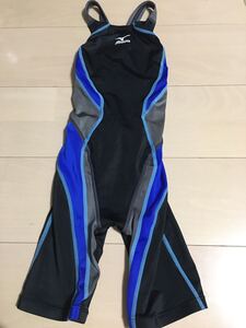 競泳水着　MIZUNO ミズノ　ワンピース　ハイレグタイプ　女の子用　レディース　公式大会使用可能 FINAマーク付 140サイズ 記名あり