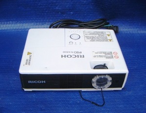 ★★★RICOH PJ X3130 リコー プロジェクター ランプ使用時間101ｈ(C匿名★★★