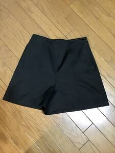 美品【DESIGNWORKS/デザインワークス】ショートパンツ/36★ブラック★レディース★USED