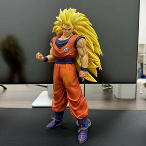 ★ドラゴンボール　● 孫悟空　PVCフィギュア　約30cm　箱無し★