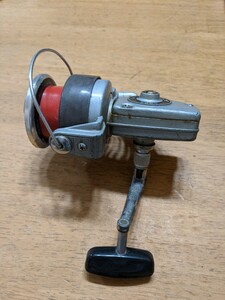 IY1313 DAIWA SPORT 5000 レトロ/釣具/ スピニングリール/ダイワ 動作品 現状品