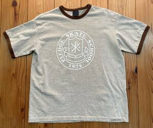 Pledge プレッジ SKATE SCHOOL Ｔシャツ