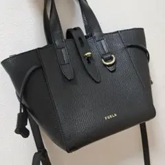 FURLA ブラックレザー トートバッグ