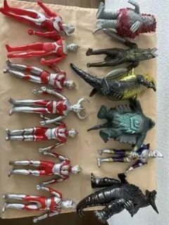 ウルトラマンと怪獣まとめ売り13体