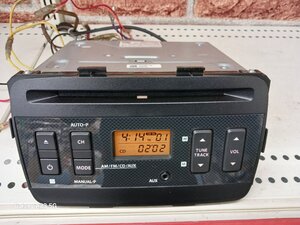 スズキ純正　３９１０１－６４ＰＡ０　ＡＭ、ＦＭ、ＣＤデッキ　中古品