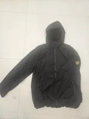 【雷市場（ポンジャン）商品韓国直送】 STONE ISLAND(ストーンアイランド) シワ加工 フード付き ジップアップパーカー