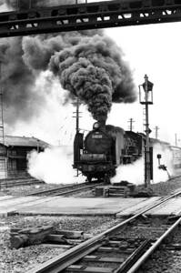 飾って楽しむ鉄道写真（去りゆく蒸気機関車：筑豊本線 ） NO.63370034「D6034」