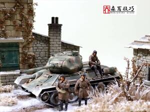 ◆1/35・T-34/85・タミヤ・中戦車・雪・建物・完成品◆