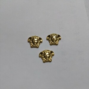 【中古】VERSACE　ベルサーチ　メデューサのボタン　3つセット