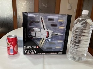 超時空要塞マクロス ＶＦ－１Ａ　一条輝機　 1/60　ヤマト　ファイター・ガウォーク・バトロイド ３形態に変形　全身２３ヶ所可動