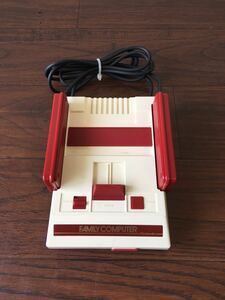 任天堂 Nintendo ニンテンドークラシックミニ ファミリーコンピュータ本体 CLV-101 ファミコン FC 動作未確認