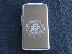 【集え！明大健児！】 ZIPPO 1981年 ヴィンテージ 明治大学 MEIJI UNIVERSITY スリム 三角環付き 学生時代 青春 駿河台キャンパス 東京神田