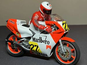 タミヤ1/12 ヤマハYZR500・エディローソン1983フィギュア付き完成品