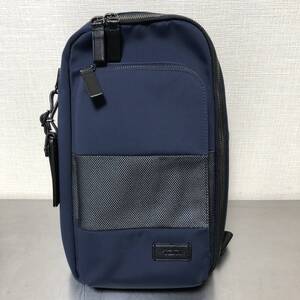 【全国送料無料】極美品　正規品　トゥミ TUMI GLEN SLING ボディバッグ 066035 ネイビー　未使用に近い