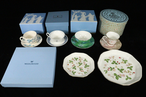 ★WEDGWOOD 食器まとめ AILD STRAWBERRY BLUE BIRD Bon China DAISY 箱付き ブランド食器 花 カップ ソーサー_LID_B1218-I011