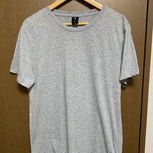 M G-STAR RAW｜ジースター グレー シンプルロゴ 半袖Tシャツ