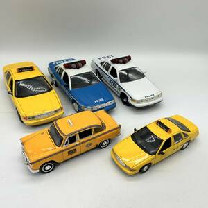 【おまとめ】ミニカー 5点 おまとめ タクシー パトカー ニューヨーク 1/24 1/34 NYC 中古 Y776