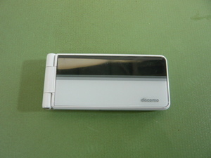 676◆ドコモ　docomo Panasonic　携帯電話　P-01F　本体 白◆動作通電OK◆製造番号：352281060392834◆ロ3◆中古品◆ロ3