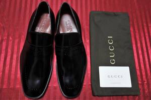 定価１２．５万円 未使用品 グッチ(gucci) ローファー ４０E(日本サイズ25.5～26cm) 黒 高級モデル　ビジネスシューズ