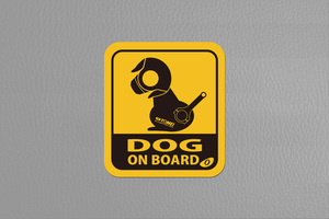 個人宅発送可能 TOMEI 東名パワード グッズ ON BOARD STICKER 犬が乗っています ステッカー DOG 犬 ペット ロゴ 煽り防止 (761036)