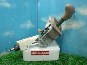 ★　RF3　ホンダ　ステップワゴン　シフトゲート　シフトレバー　シフトノブ　ベージュ　350844JJ