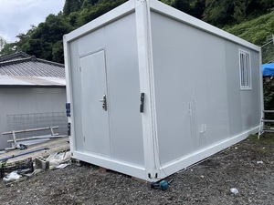 九州発☆組み立て式コンテナハウス☆プレハブ4.5坪、約15m2☆幅2.5m奥行6m高さ2.8m☆坪単価10万円以下☆子供部屋事務所倉庫仮設住宅