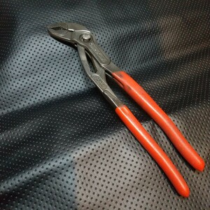 KNIPEX クニペックス ウォーターポンププライヤー コブラ プライヤー ウォーポン 250 ハンドツール 工具 握り物 8701250 