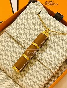 新品 2023年 新作 希少 エルメス シャルニエール ペンダント GM ゴールド金具 人気 プレゼント Hermes Charniere Pendant GM Gold Gift New