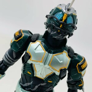 中古品 S.H.Figuarts フィギュアーツ 仮面ライダーアマゾンズ 仮面ライダーアマゾンネオアルファ