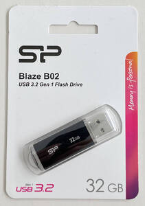 複数個あり USB3.2 32GB USBメモリースティック キャップ式 USBフラッシュメモリ シリコンパワー USB3.0 Blaze B02 SP032GBUF3B02V1K 新品 